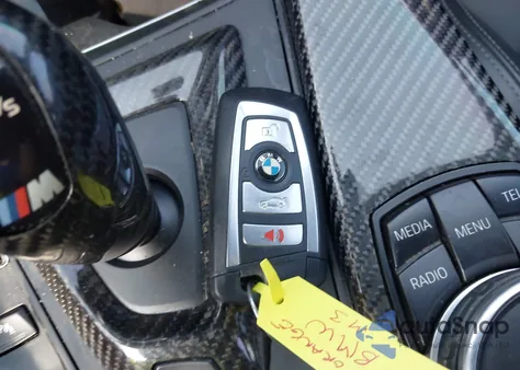 2016 BMW M3 из США, поврежденный, VIN WBS8M9C54G5E68969